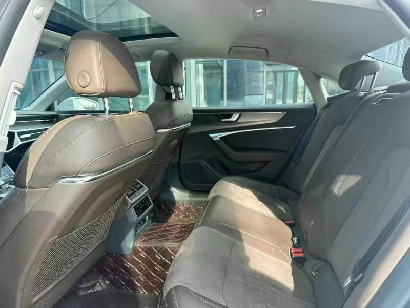 青岛23年奥迪A7L6