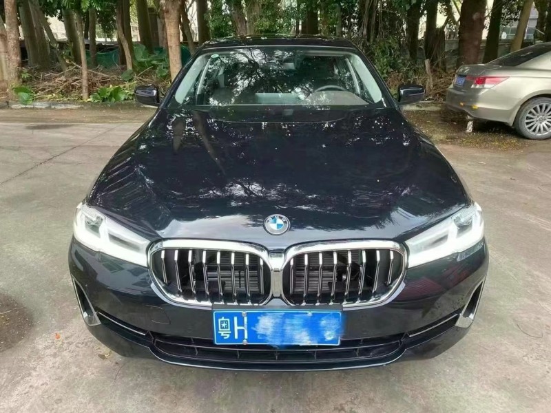 广州22年宝马5系1