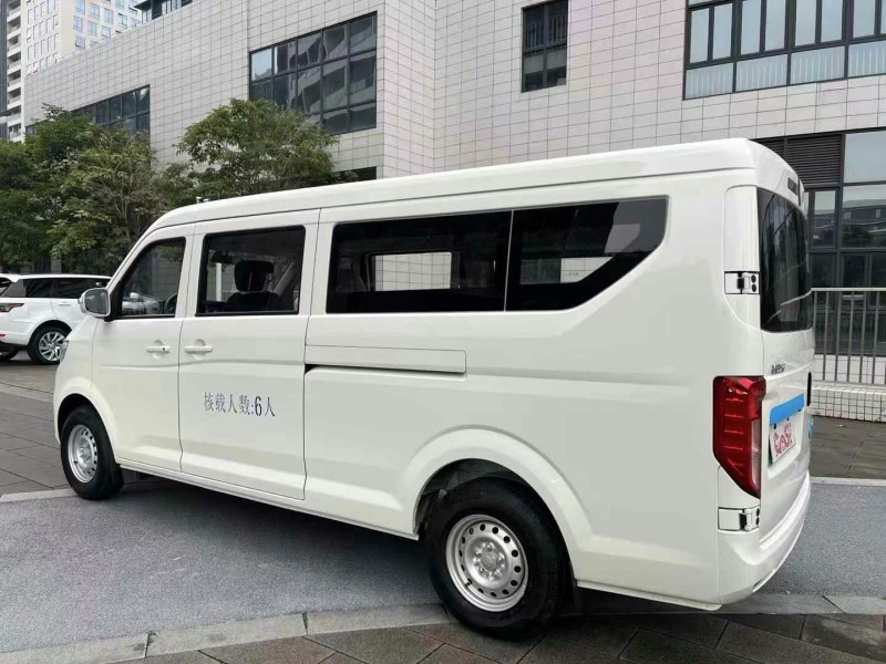 佛山24年长安汽车跨越星4