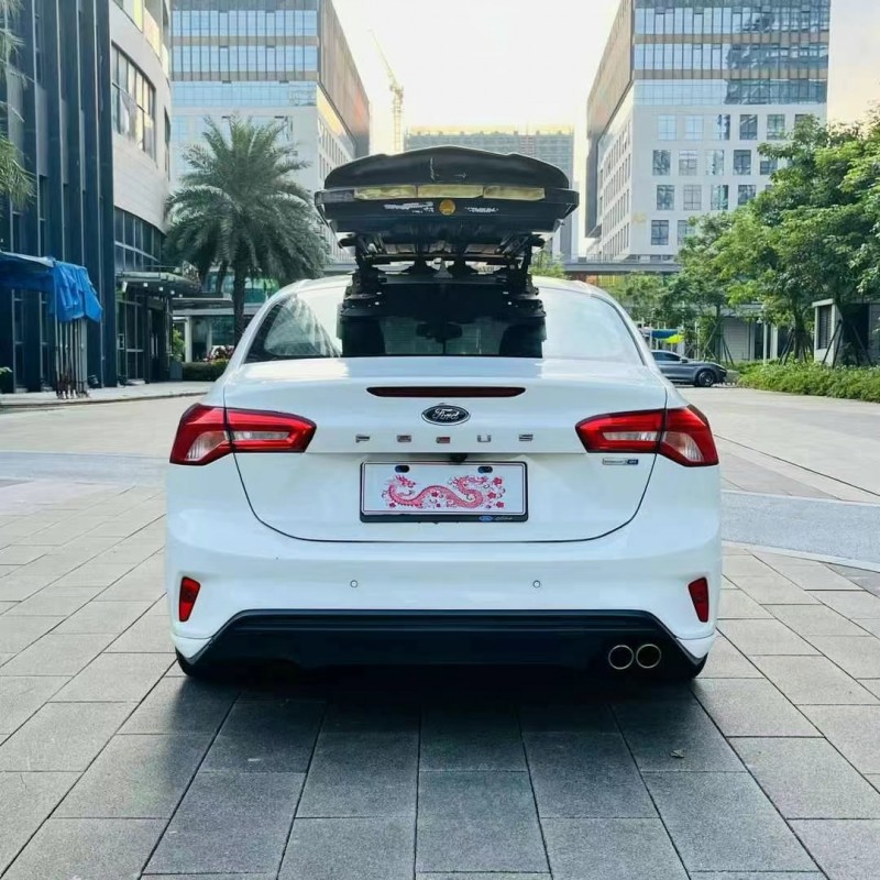 佛山20年福特福克斯9