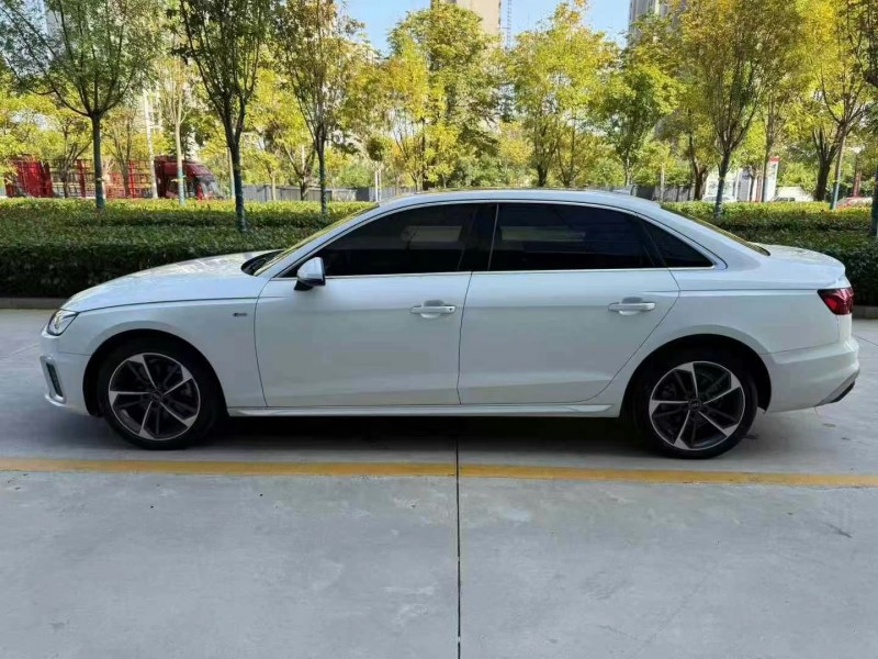 济宁22年奥迪A4L5