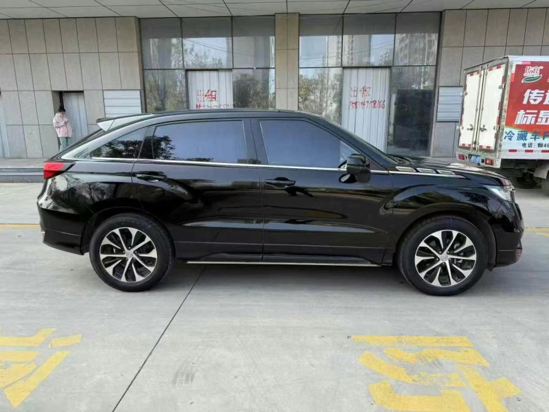 济宁18年本田冠道3