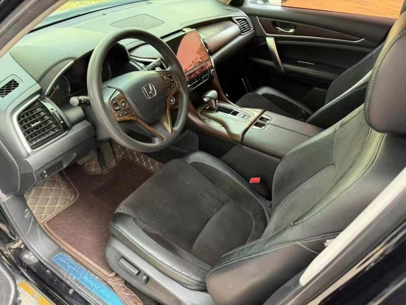 济宁18年本田冠道5