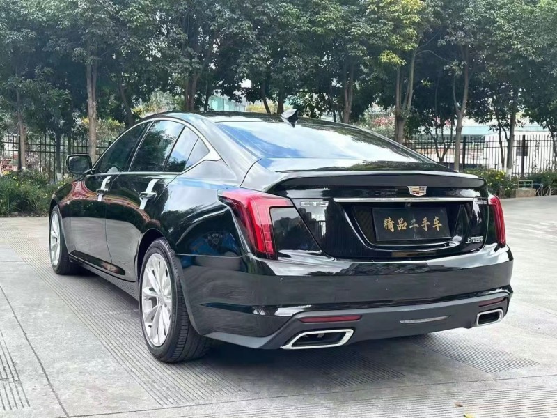 济宁21年凯迪拉克CT53