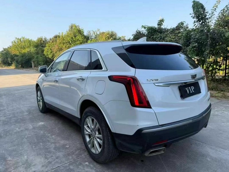 盐城20年凯迪拉克XT59