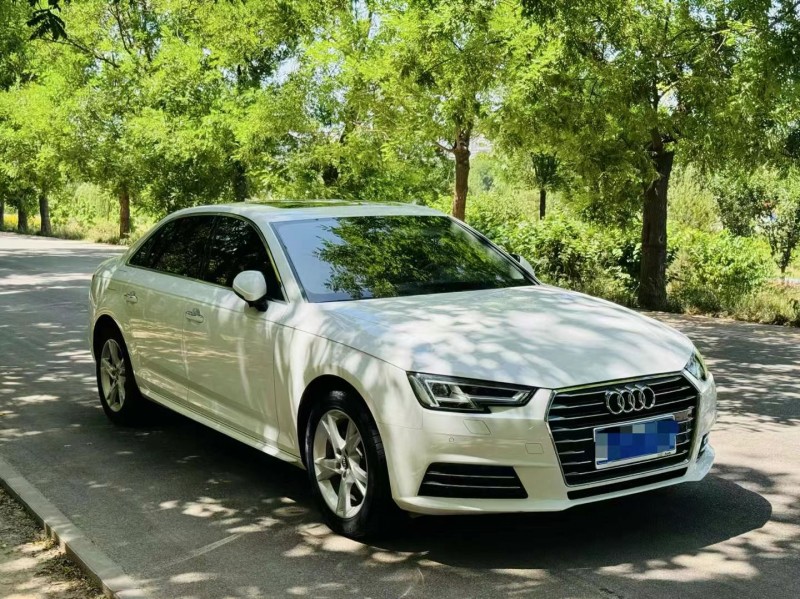 济宁17年奥迪A4L4