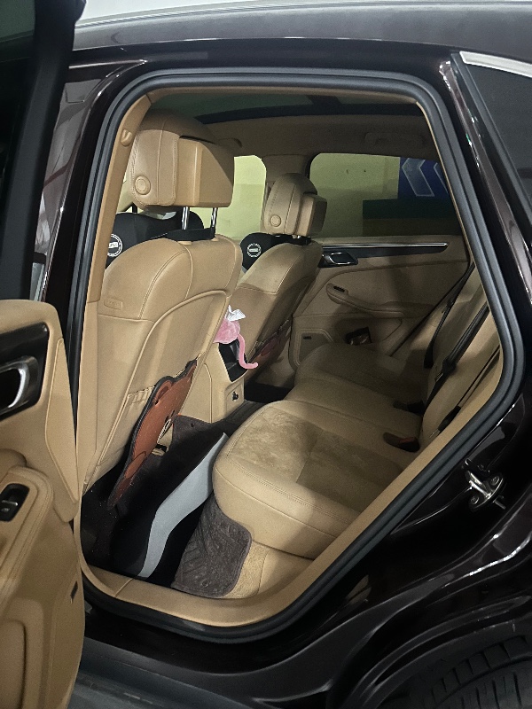 重慶14年保時捷Macan5