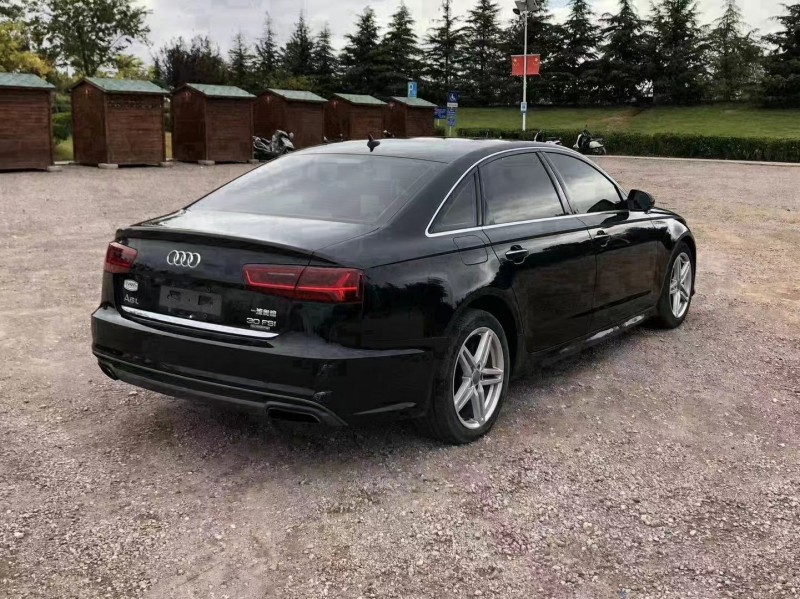济宁18年奥迪A6L7