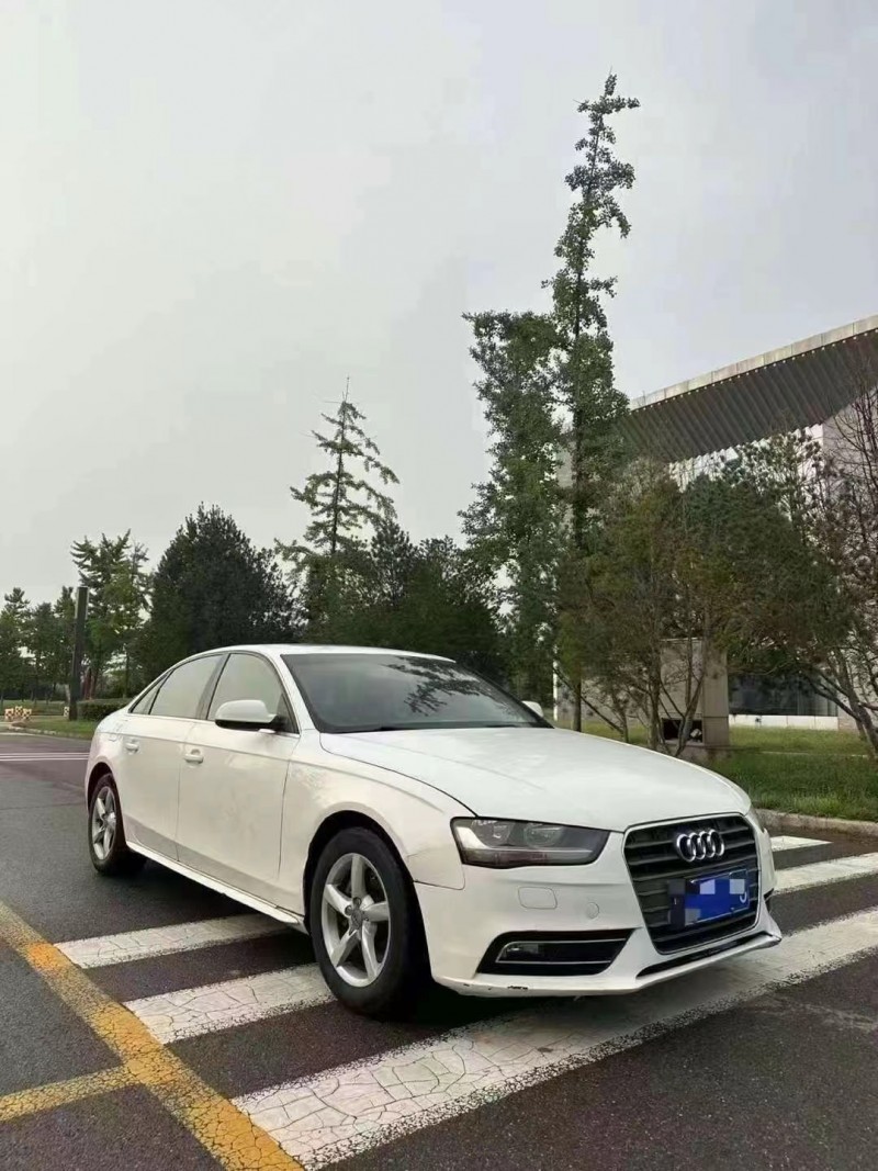 济宁14年奥迪A4L4