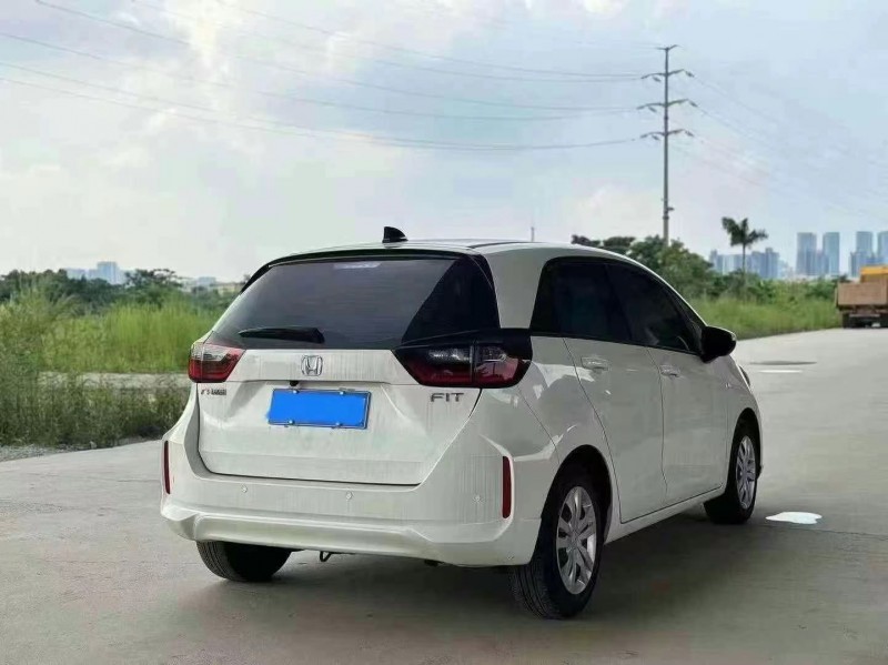 济宁21年本田飞度9