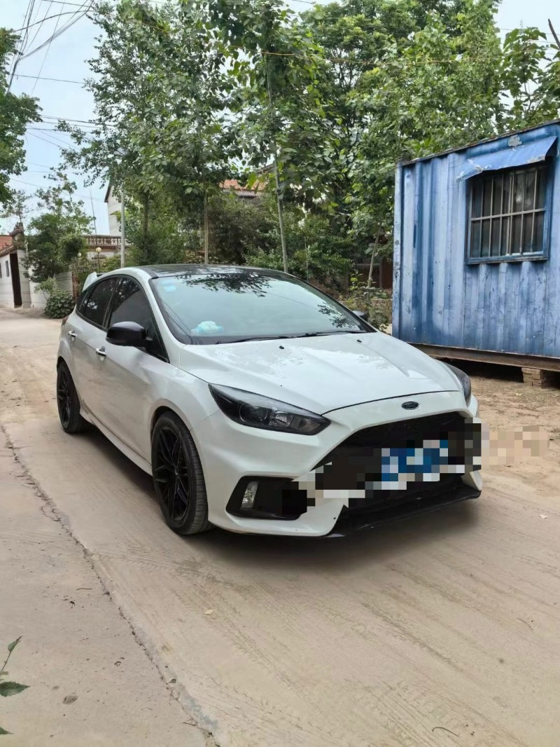 菏泽17年福特福克斯3