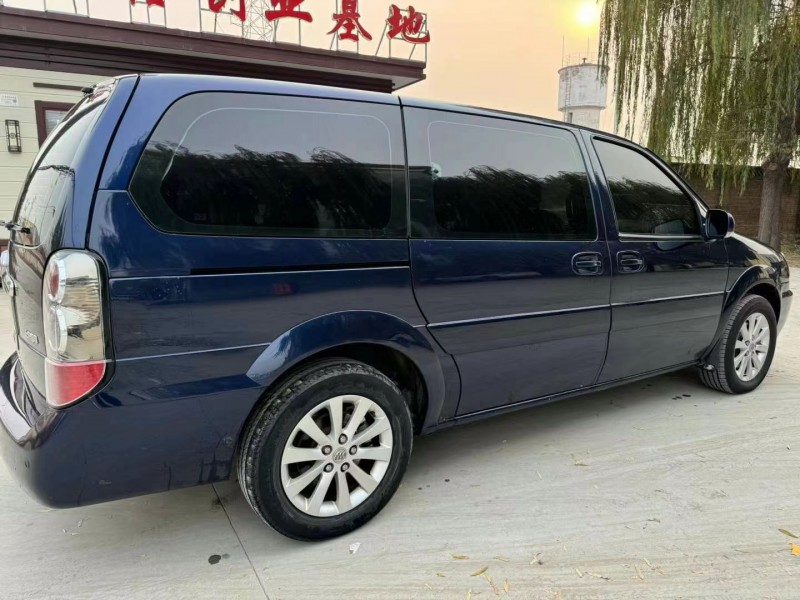 保定14年别克GL84