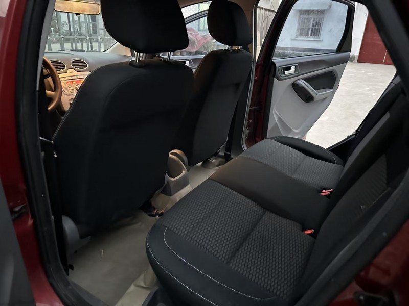 徐州15年福特福克斯6