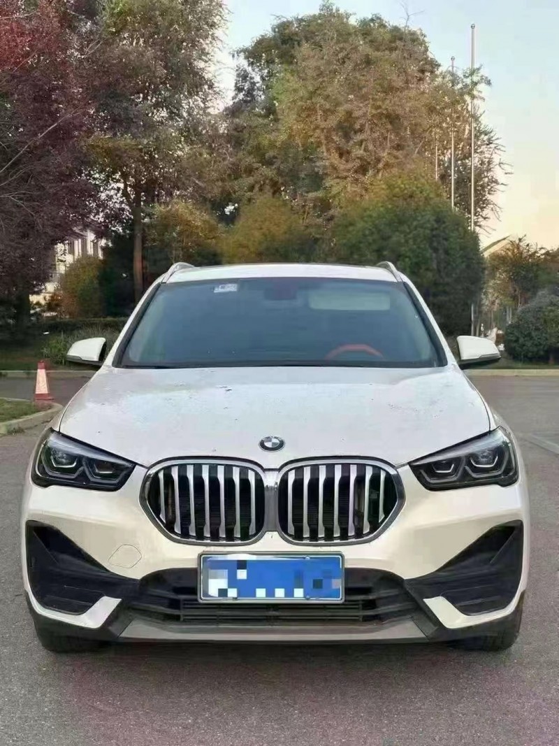 济宁22年宝马X11