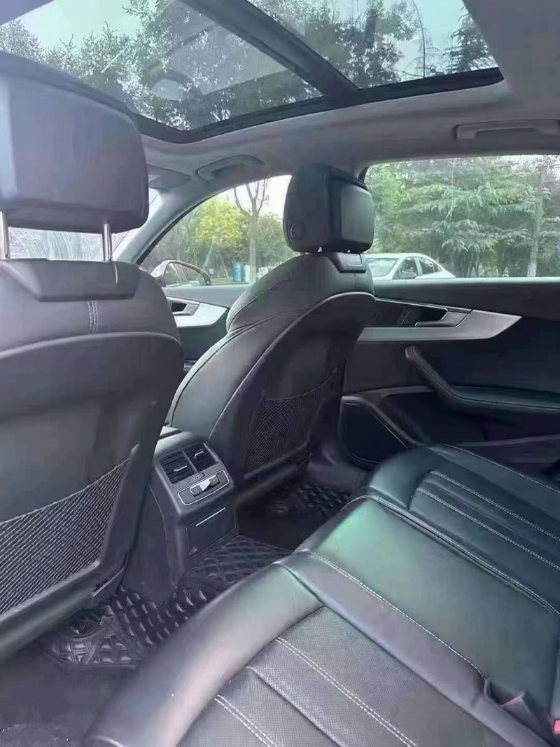 济宁22年奥迪A4L5