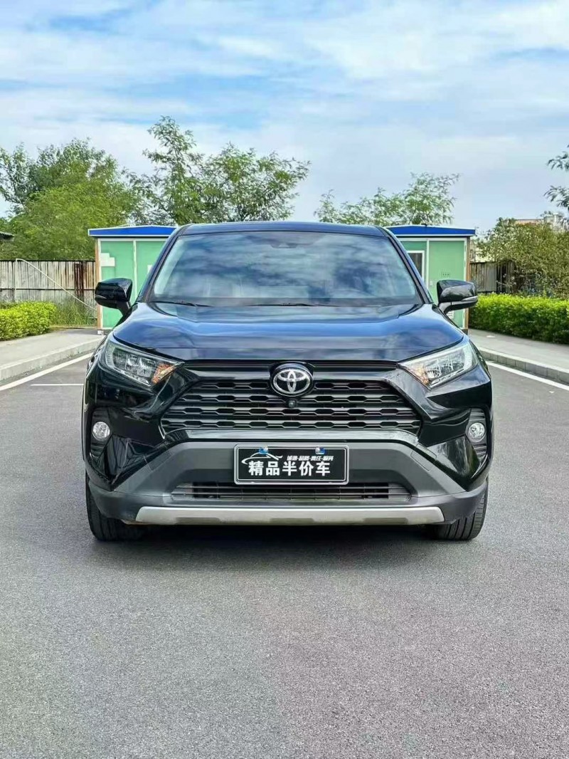 东莞22年丰田RAV4荣放1