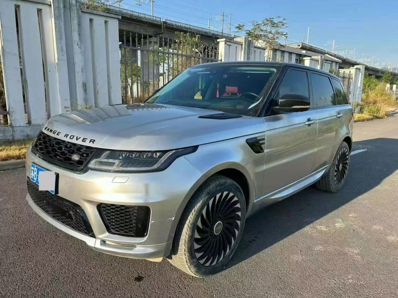 广州21年路虎发现2