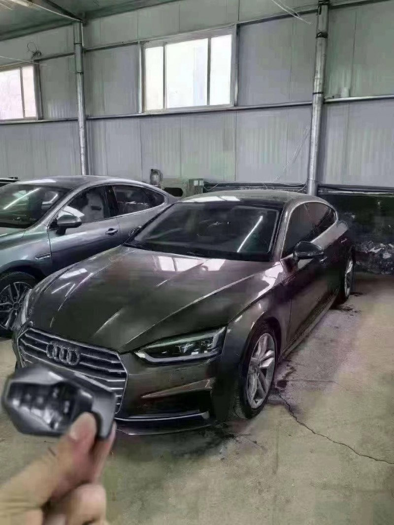 济宁18年奥迪A54