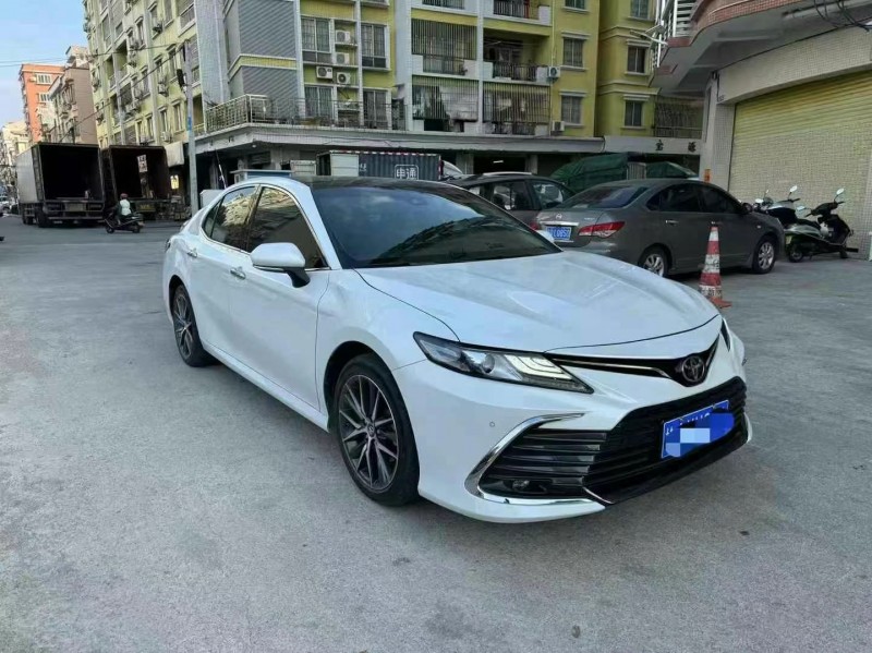 广州22年丰田凯美瑞6