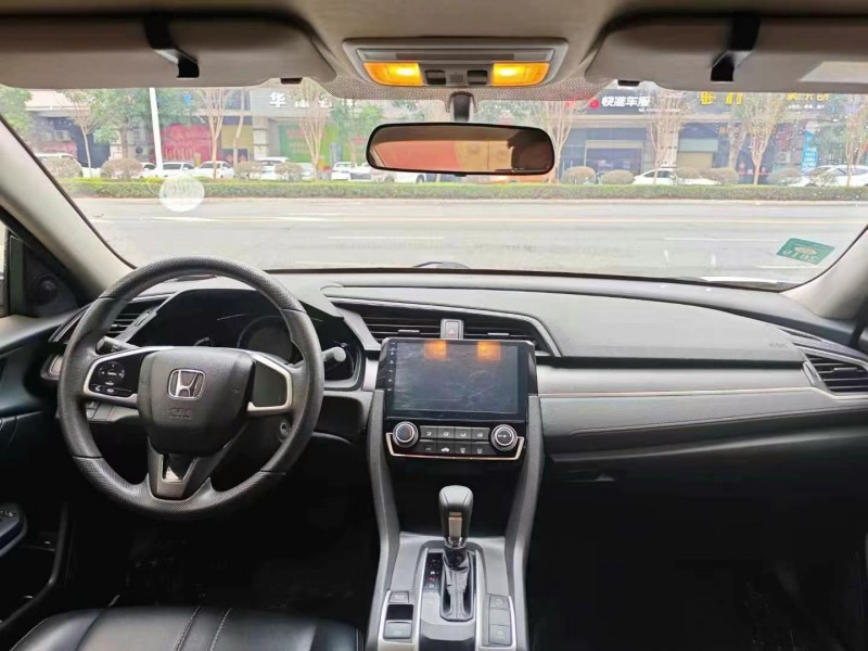 广州17年本田思域5