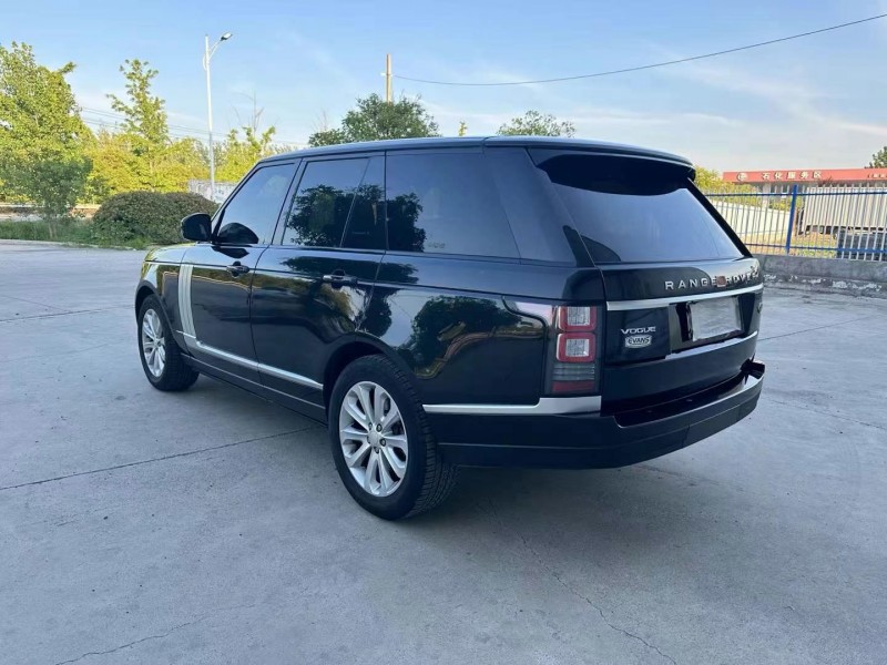 徐州14年路虎揽胜行政8