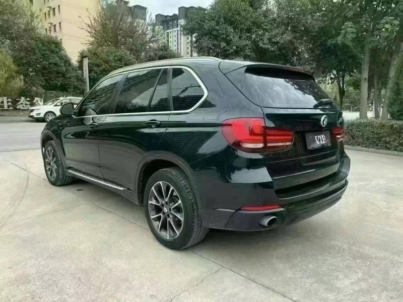 济宁15年宝马X57