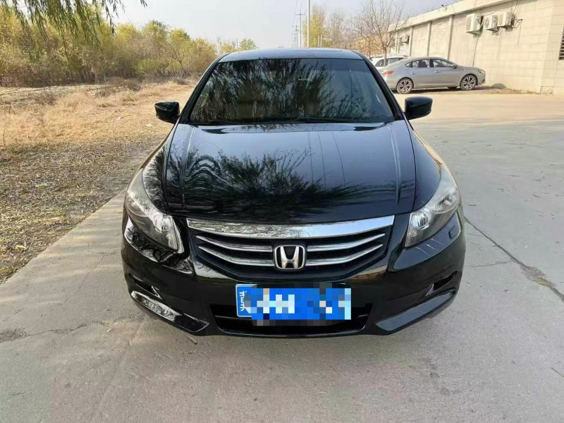 保定12年本田雅阁1