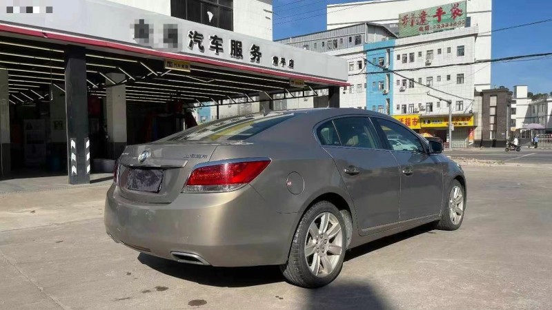 东莞13年别克君越9