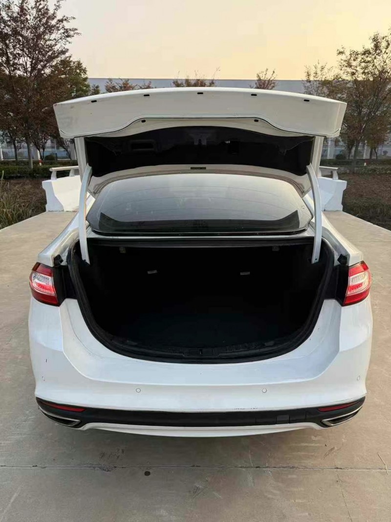 徐州15年福特蒙迪欧8