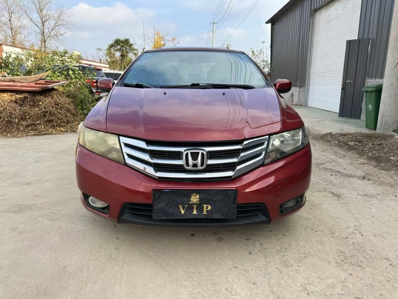 徐州13年本田锋范1