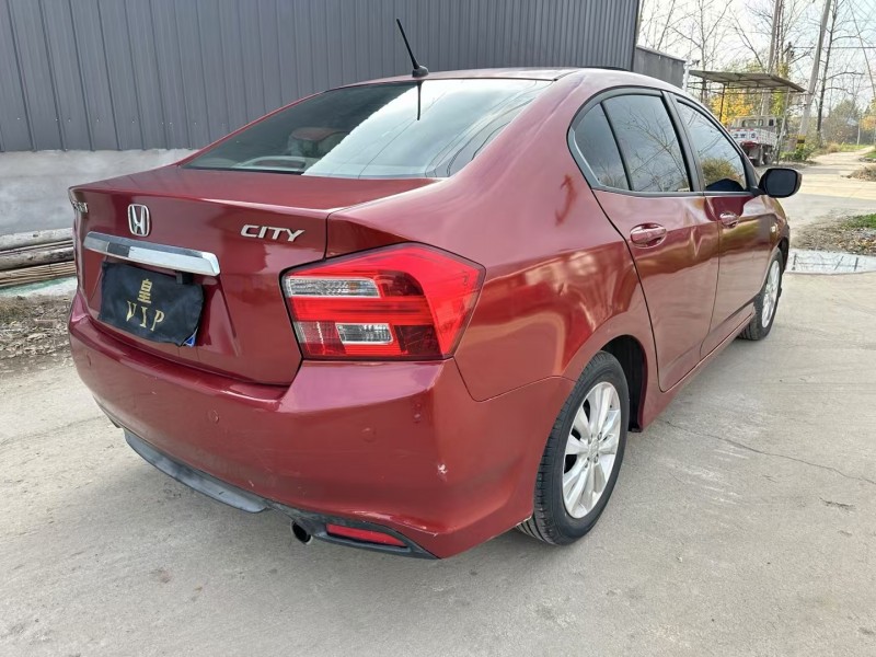 徐州13年本田锋范5