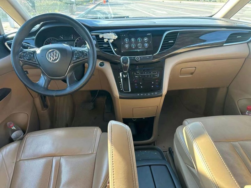 青岛18年别克GL87