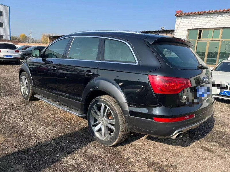 保定15年奥迪Q76