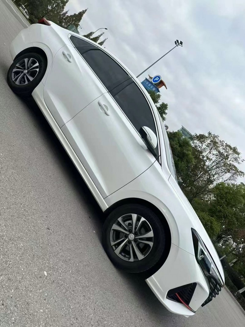 濰坊23年長安汽車逸動3