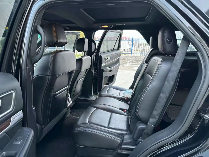 徐州17年福特探险者7