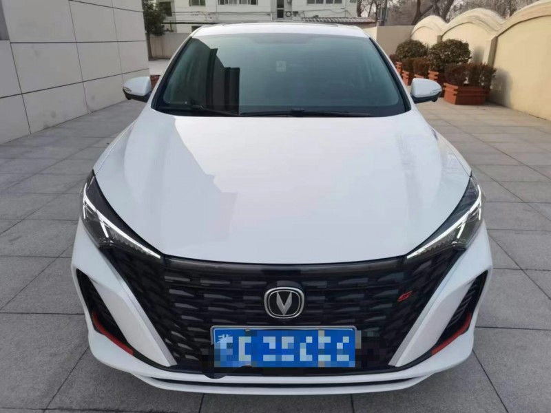 保定23年长安汽车逸动1