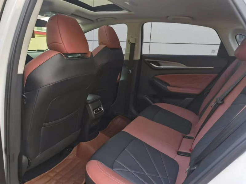 保定23年长安汽车逸动6