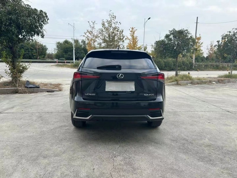 徐州20年雷克萨斯NX9