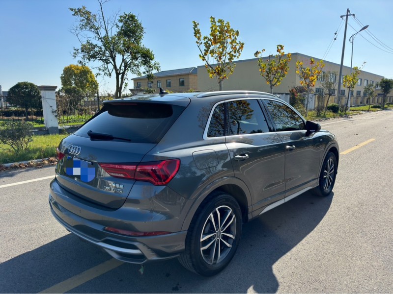 盐城20年奥迪Q34