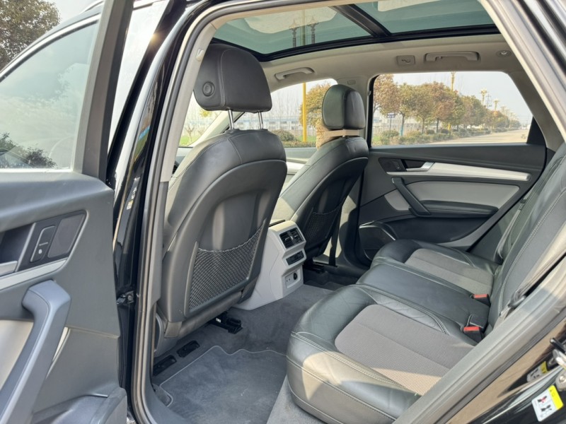 盐城19年奥迪Q57