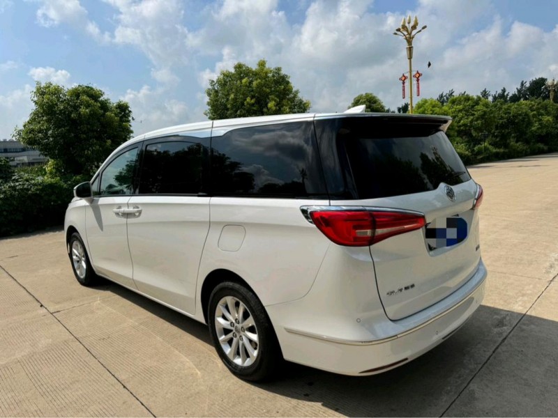 盐城19年别克GL85