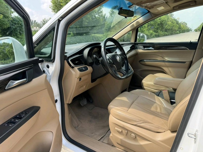 盐城19年别克GL86