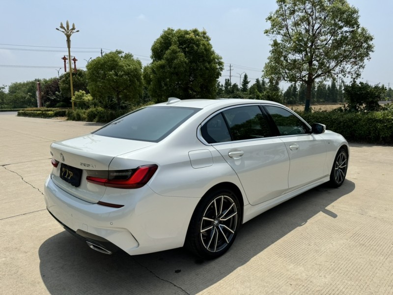 盐城22年宝马3系4