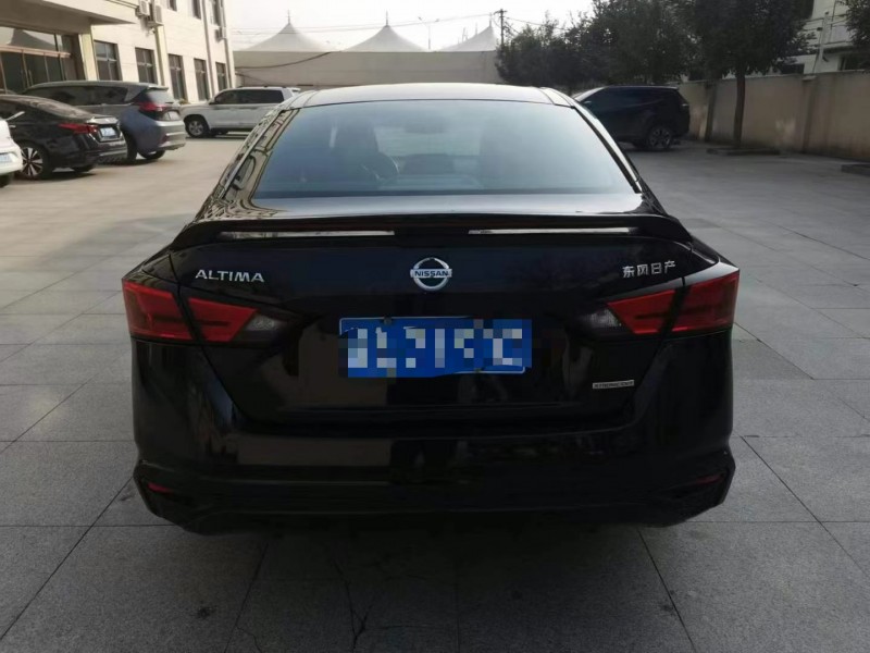 保定21年日产天籁9