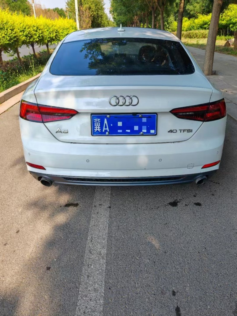 济宁17年奥迪A58