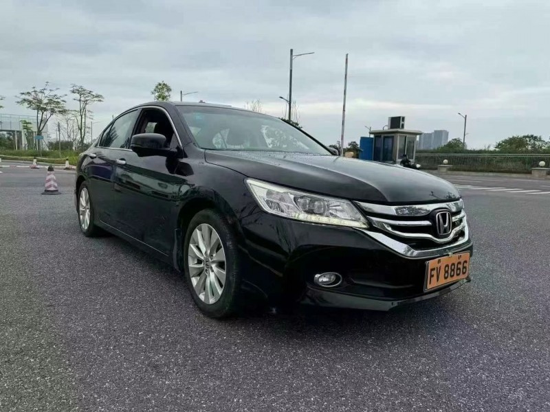 广州16年本田雅阁2