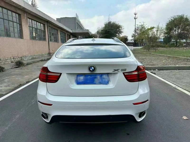 济宁16年宝马X69