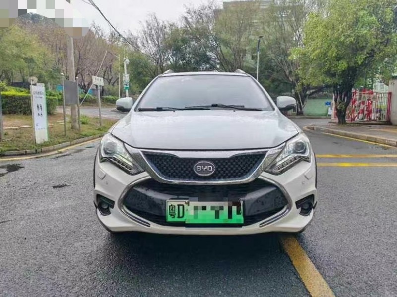 东莞16年比亚迪唐1