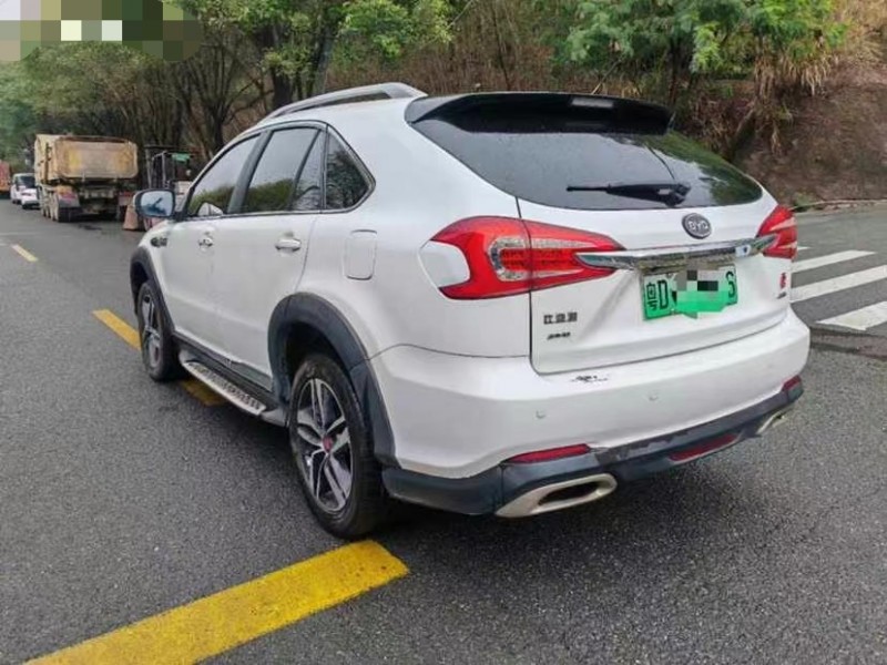 东莞16年比亚迪唐9