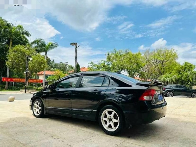 东莞10年本田思域6